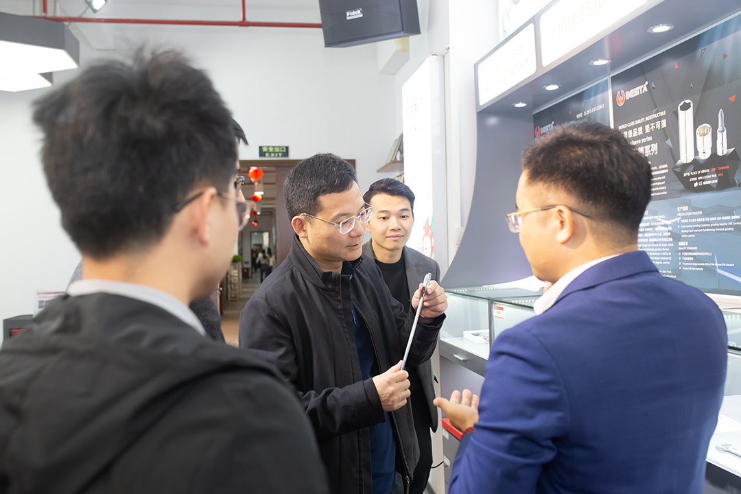 熱烈歡迎珠海市領(lǐng)導(dǎo)蒞臨考察,攜手共創(chuàng)未來 熱烈歡迎珠海市領(lǐng)導(dǎo)蒞臨考察,攜手共創(chuàng)未來